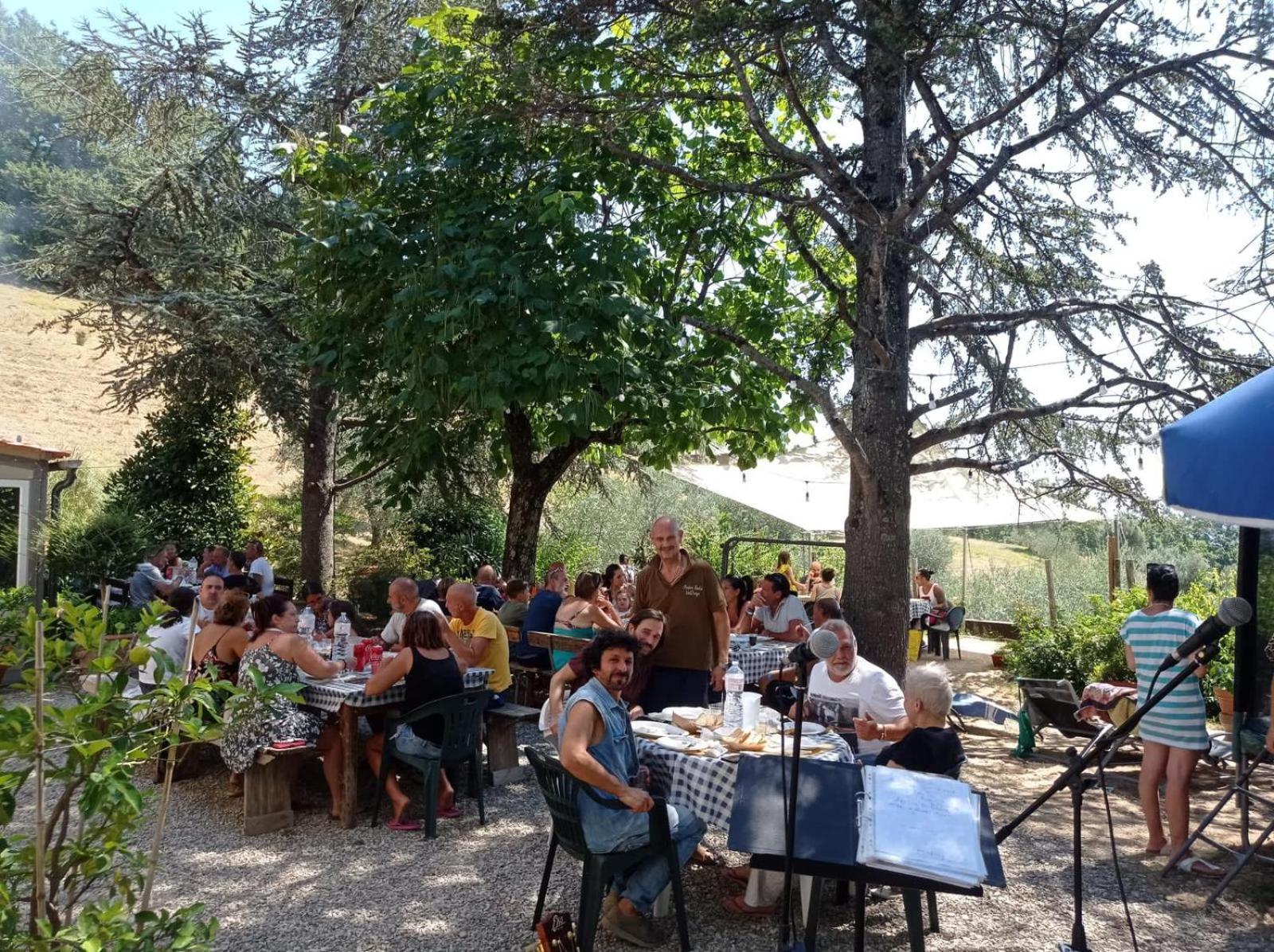 Ala Di Maniero In Agriturismo Valdrago In Toscana, Nel Verde Mugello Sulle Colline Di Firenze 博尔戈圣洛伦索 外观 照片